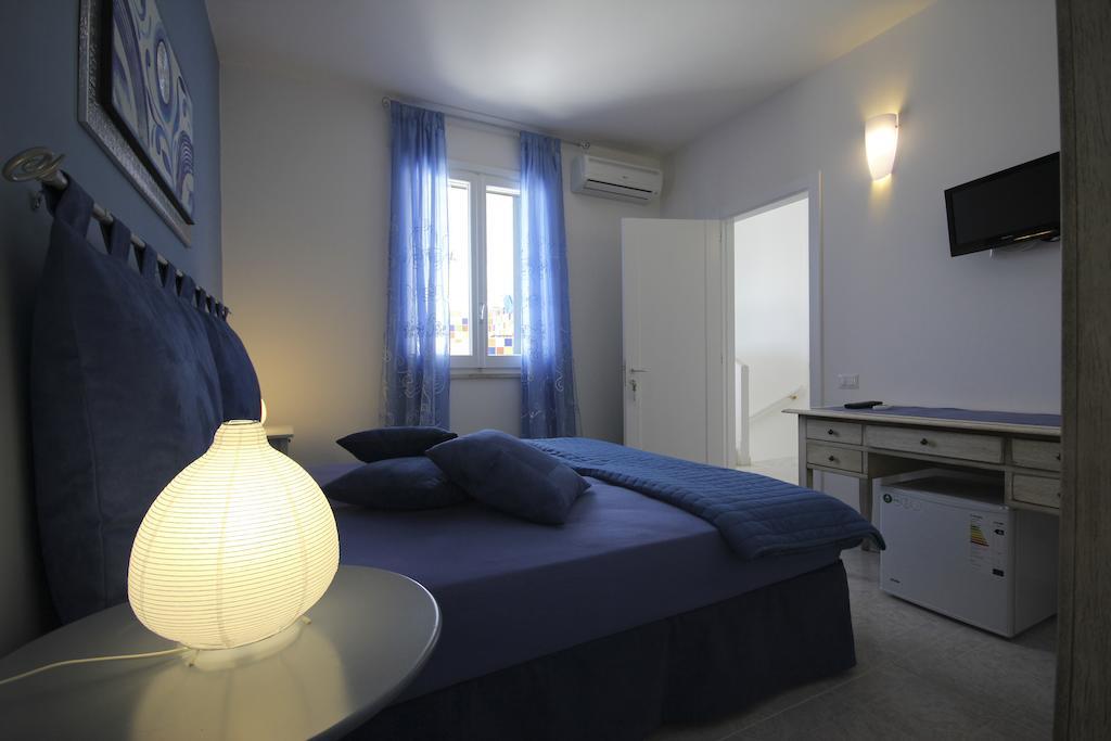 B&B Villa Genny A Pochi Passi Dal Mare 圣卡塔尔多 外观 照片