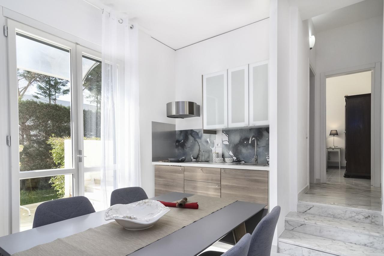 B&B Villa Genny A Pochi Passi Dal Mare 圣卡塔尔多 外观 照片